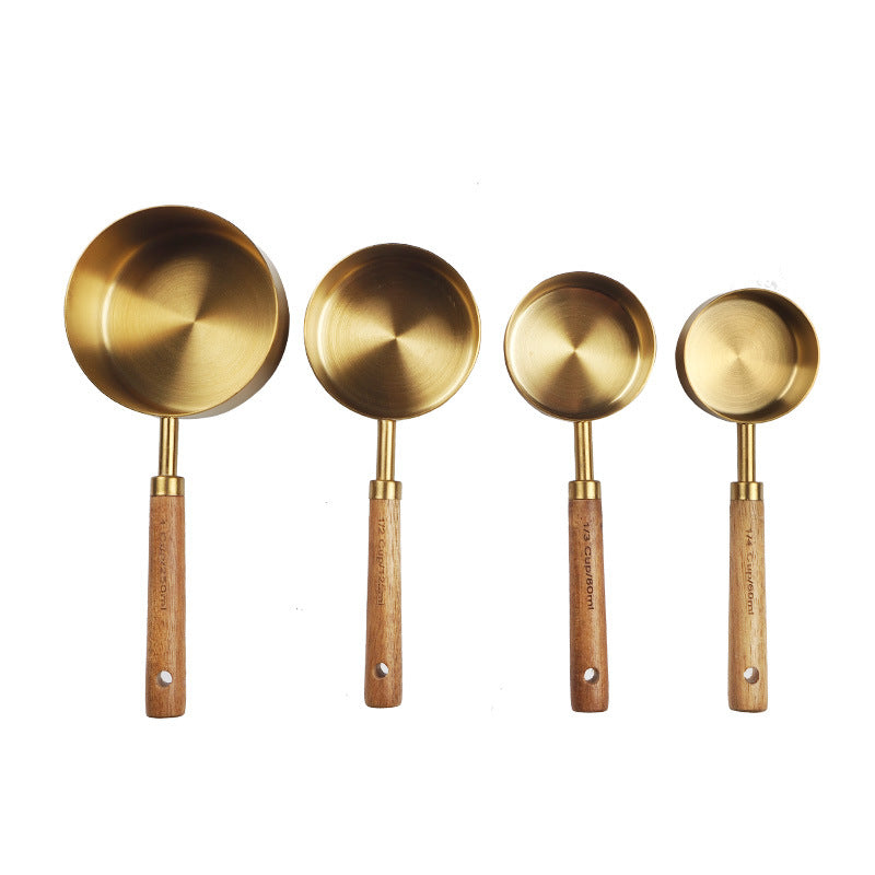 WOODEN MEASURING CUPS AND SPOONS