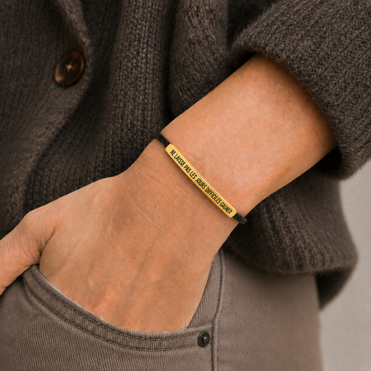 NE LAISSE PAS LES JOURS DIFFICILES GAGNER - BRACELET À CORDON TRESSÉ