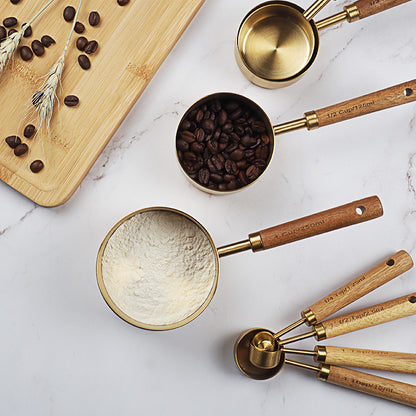 WOODEN MEASURING CUPS AND SPOONS